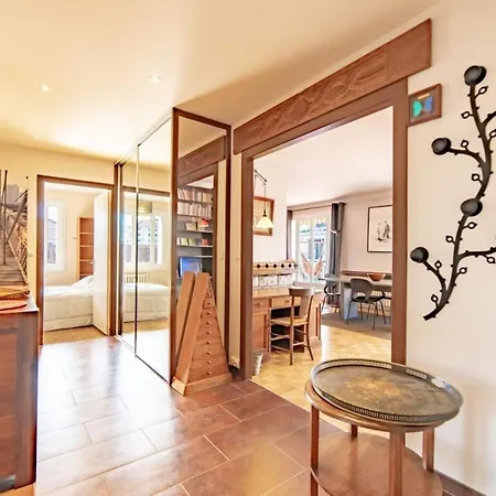 Apartment Beautiful In The Heart Of Town